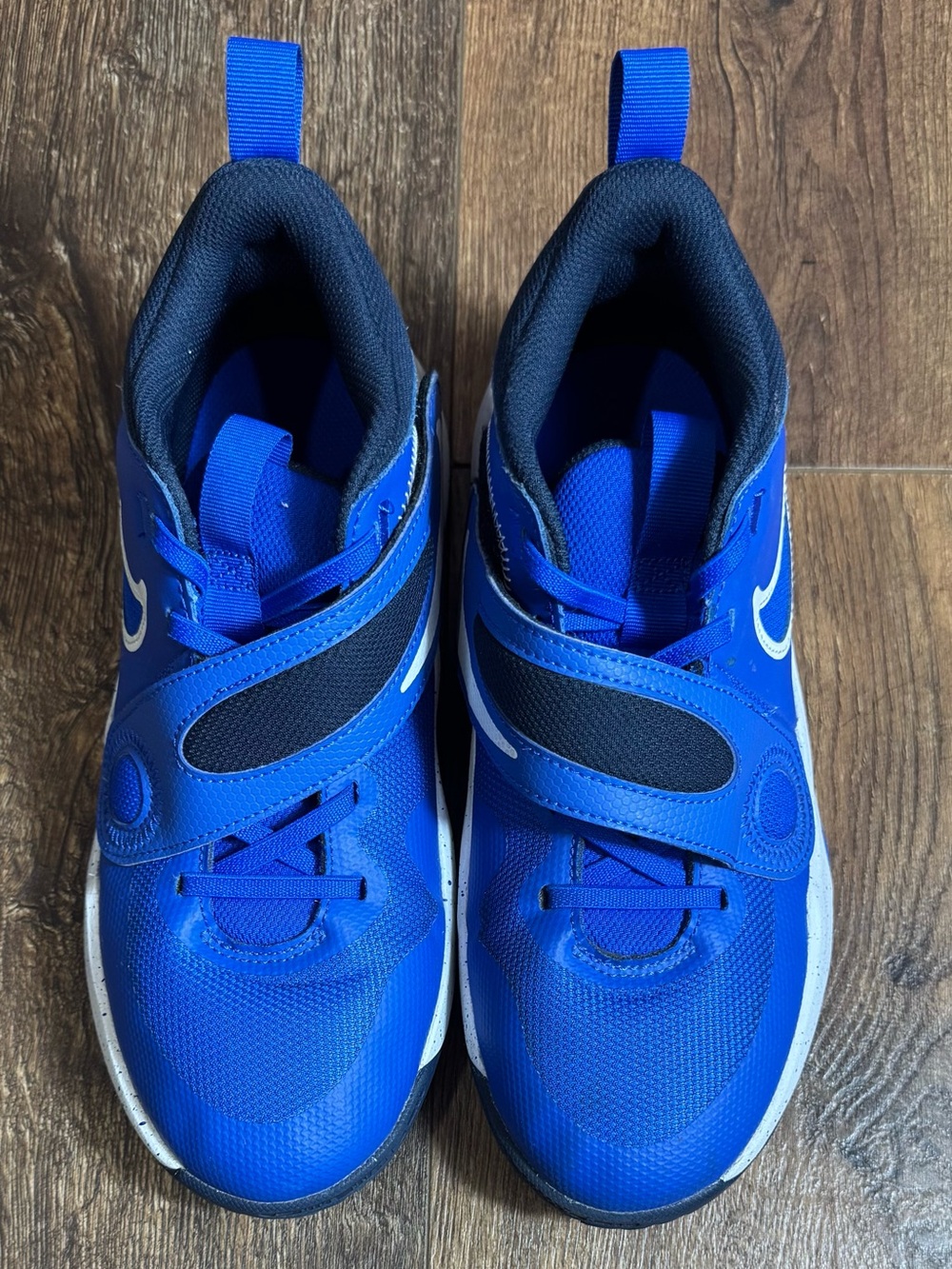 Nike Team Hustle D 11 Kids Basketball Shoes Royal Blue White Size 6.5Y